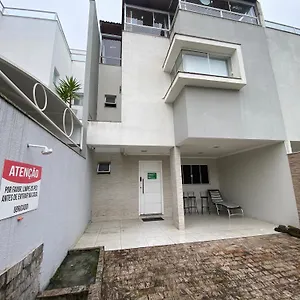 Quarto em Acomodações Particulares Casa Brava Amores, Balneário Camboriú